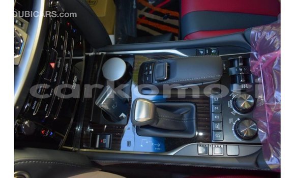 Acheter Import Voiture Lexus LX Blanc à Import - Dubai, Grande Comore Acheter Import Voiture Lexus LX Blanc à Import - Dubai, Grande Comore