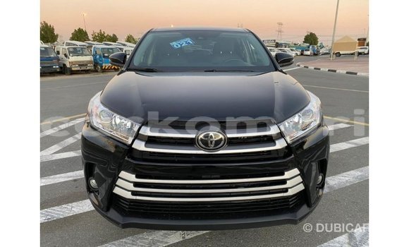 Acheter Import Voiture Toyota Highlander Noir à Import - Dubai, Grande Comore Acheter Import Voiture Toyota Highlander Noir à Import - Dubai, Grande Comore