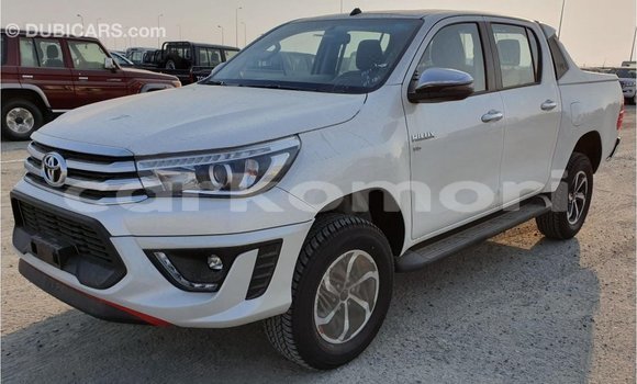 Buy Import Toyota Hilux White Car in Import - Dubai in Great Comore Buy Import Toyota Hilux White Car in Import - Dubai in Great Comore
