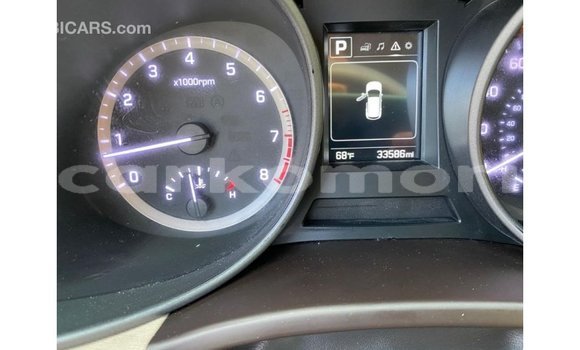 Acheter Import Voiture Hyundai Santa Fe Blanc à Import - Dubai, Grande Comore Acheter Import Voiture Hyundai Santa Fe Blanc à Import - Dubai, Grande Comore