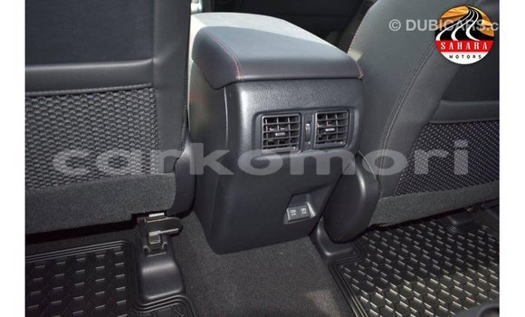 Acheter Import Voiture Toyota 4Runner Blanc à Import - Dubai, Grande Comore Acheter Import Voiture Toyota 4Runner Blanc à Import - Dubai, Grande Comore