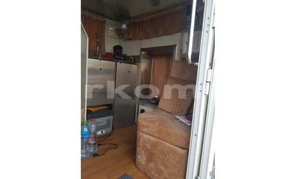 Acheter Import Voiture Kia Carens Blanc à Import - Dubai, Grande Comore Acheter Import Voiture Kia Carens Blanc à Import - Dubai, Grande Comore