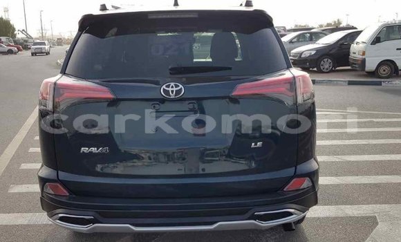 Acheter Import Voiture Toyota RAV4 Noir à Import - Dubai, Grande Comore Acheter Import Voiture Toyota RAV4 Noir à Import - Dubai, Grande Comore