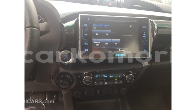 Big with watermark toyota hilux grande comore import dubai 1845