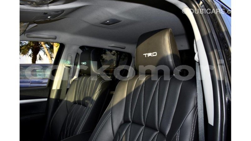 Big with watermark toyota hilux grande comore import dubai 1846