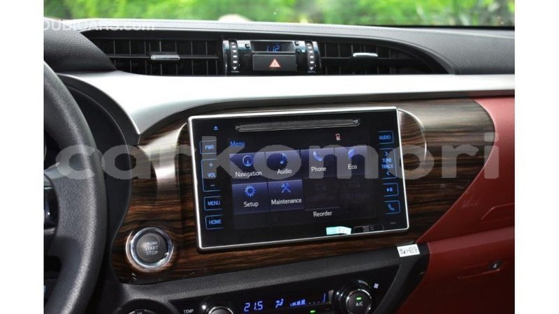 Big with watermark toyota hilux grande comore import dubai 1846