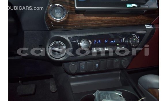 Acheter Import Voiture Toyota Hilux Noir à Import - Dubai, Grande Comore Acheter Import Voiture Toyota Hilux Noir à Import - Dubai, Grande Comore
