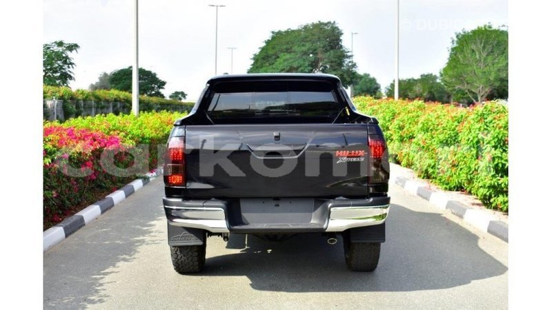Big with watermark toyota hilux grande comore import dubai 1846
