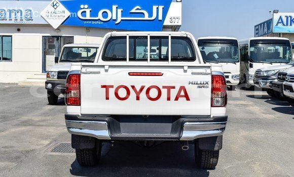 Buy Import Toyota Hilux White Car in Import - Dubai in Great Comore Buy Import Toyota Hilux White Car in Import - Dubai in Great Comore