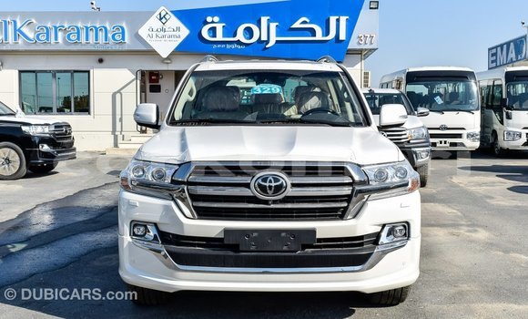 Buy Import Toyota Land Cruiser White Car in Import - Dubai in Great Comore Buy Import Toyota Land Cruiser White Car in Import - Dubai in Great Comore