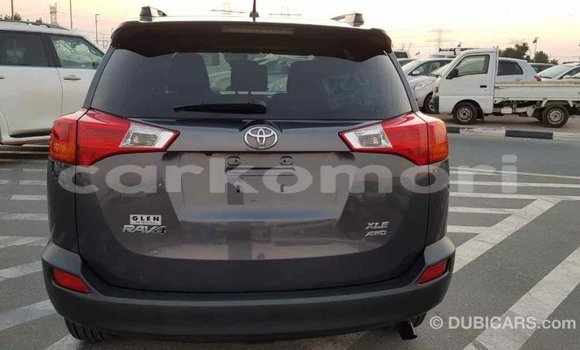 Acheter Import Voiture Toyota RAV4 Autre à Import - Dubai, Grande Comore Acheter Import Voiture Toyota RAV4 Autre à Import - Dubai, Grande Comore