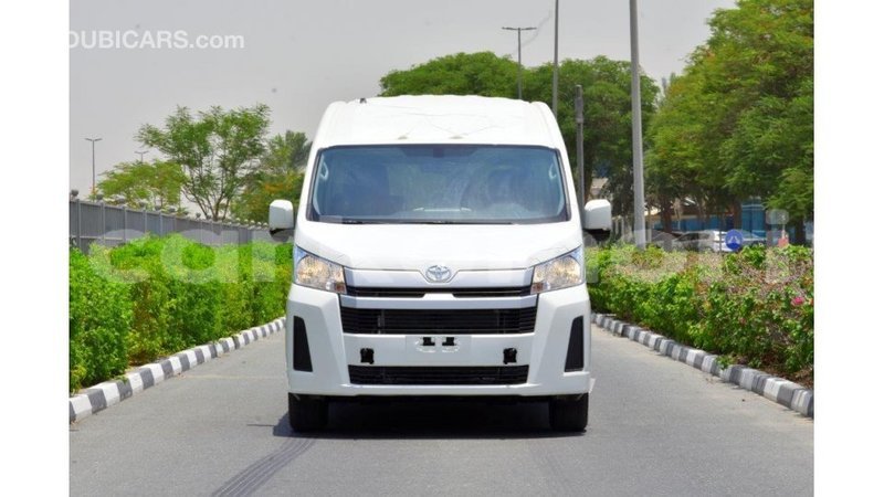 Big with watermark toyota hiace grande comore import dubai 1861