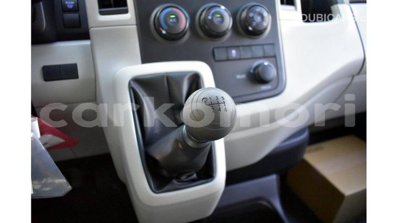 Big with watermark toyota hiace grande comore import dubai 1861
