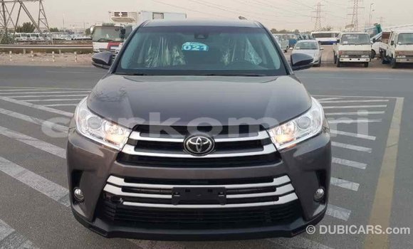 Acheter Import Voiture Toyota Highlander Autre à Import - Dubai, Grande Comore Acheter Import Voiture Toyota Highlander Autre à Import - Dubai, Grande Comore