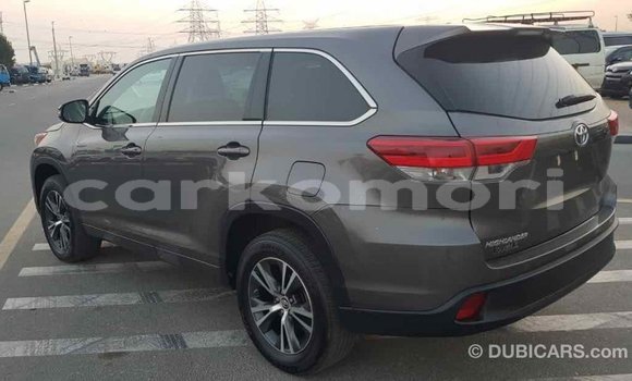 Acheter Import Voiture Toyota Highlander Autre à Import - Dubai, Grande Comore Acheter Import Voiture Toyota Highlander Autre à Import - Dubai, Grande Comore