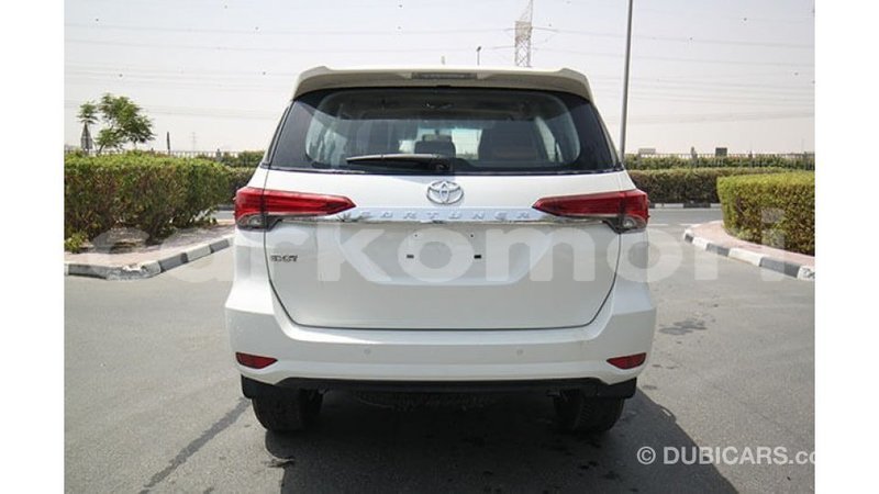 Big with watermark toyota fortuner grande comore import dubai 1866