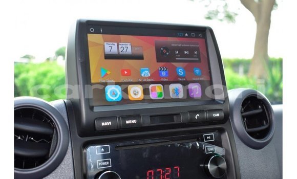 Acheter Import Voiture Toyota Land Cruiser Rouge à Import - Dubai, Grande Comore Acheter Import Voiture Toyota Land Cruiser Rouge à Import - Dubai, Grande Comore