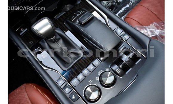 Acheter Import Voiture Lexus LX Blanc à Import - Dubai, Grande Comore Acheter Import Voiture Lexus LX Blanc à Import - Dubai, Grande Comore