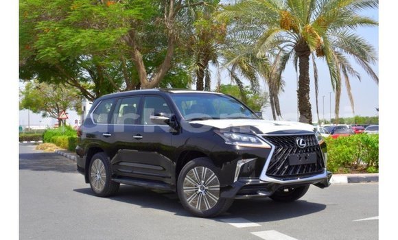 Acheter Import Voiture Lexus LX Noir à Import - Dubai, Grande Comore Acheter Import Voiture Lexus LX Noir à Import - Dubai, Grande Comore