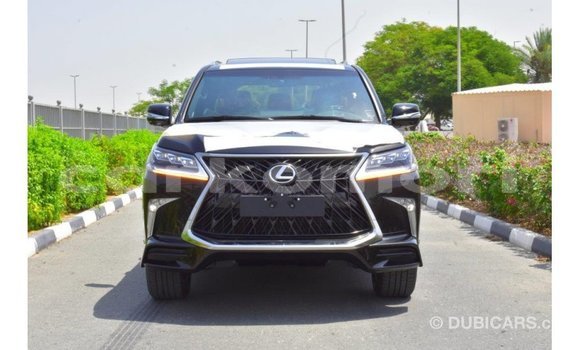 Acheter Import Voiture Lexus LX Noir à Import - Dubai, Grande Comore Acheter Import Voiture Lexus LX Noir à Import - Dubai, Grande Comore