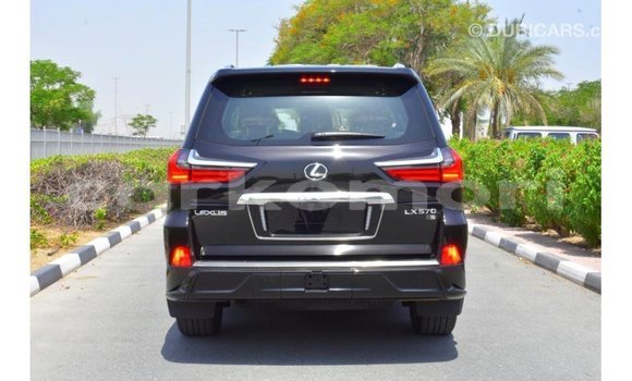 Acheter Import Voiture Lexus LX Noir à Import - Dubai, Grande Comore Acheter Import Voiture Lexus LX Noir à Import - Dubai, Grande Comore