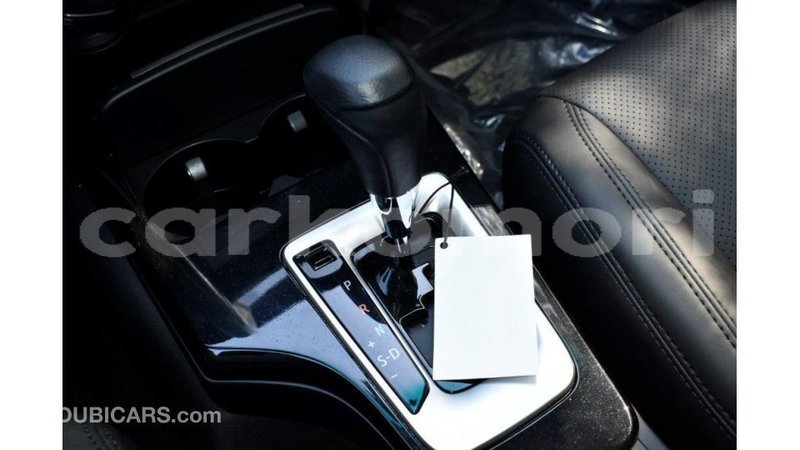 Big with watermark toyota fortuner grande comore import dubai 1886