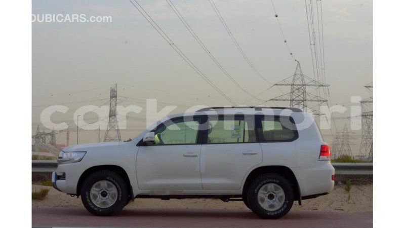 Big with watermark toyota land cruiser grande comore import dubai 1894