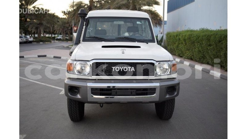 Big with watermark toyota land cruiser grande comore import dubai 1895