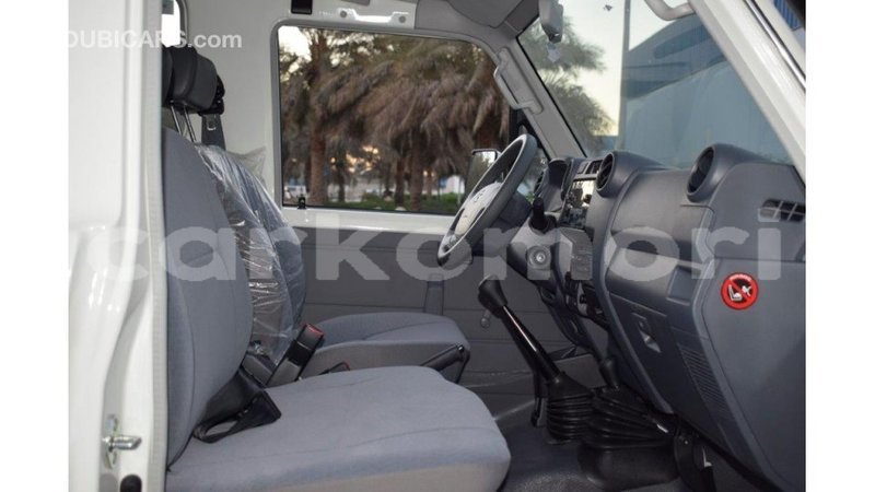 Big with watermark toyota land cruiser grande comore import dubai 1895