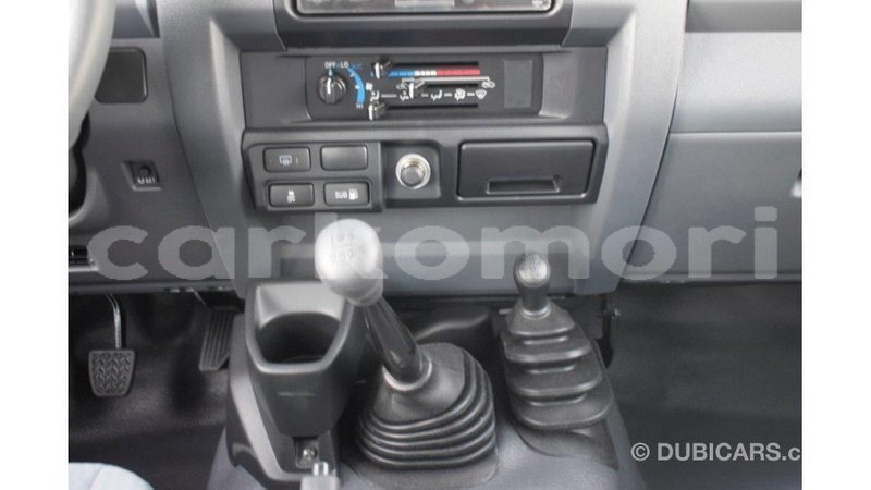 Big with watermark toyota land cruiser grande comore import dubai 1895
