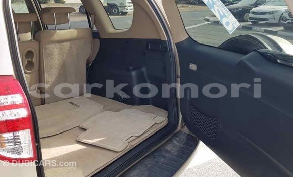 Acheter Import Voiture Toyota RAV4 Autre à Import - Dubai, Grande Comore Acheter Import Voiture Toyota RAV4 Autre à Import - Dubai, Grande Comore