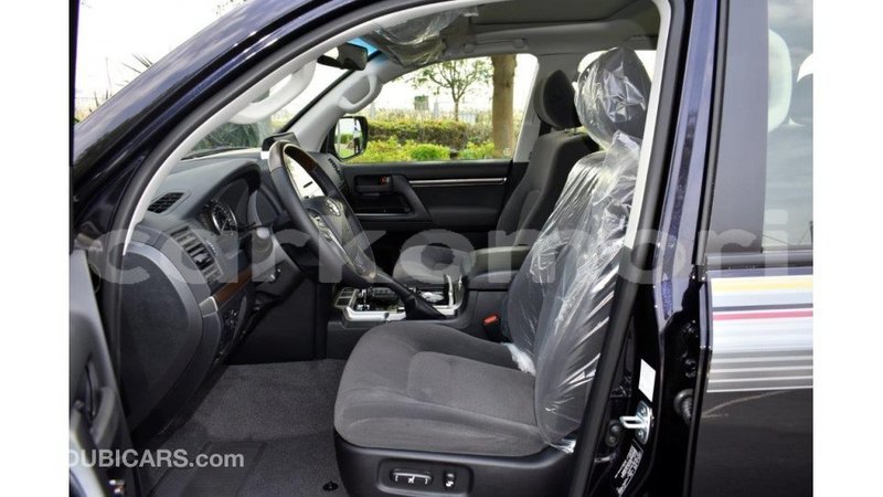 Big with watermark toyota land cruiser grande comore import dubai 1903