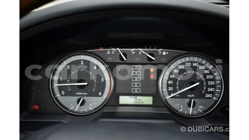 Big with watermark toyota land cruiser grande comore import dubai 1903