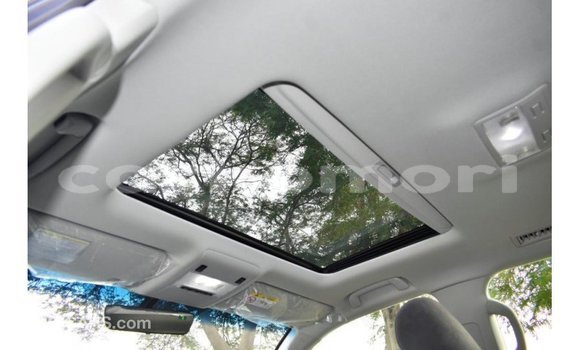 Acheter Import Voiture Toyota Land Cruiser Noir à Import - Dubai, Grande Comore Acheter Import Voiture Toyota Land Cruiser Noir à Import - Dubai, Grande Comore