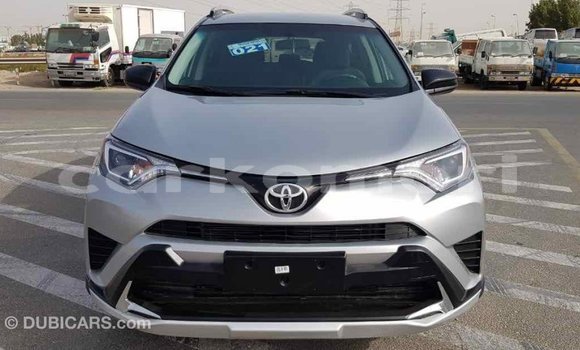 Acheter Import Voiture Toyota RAV4 Autre à Import - Dubai, Grande Comore Acheter Import Voiture Toyota RAV4 Autre à Import - Dubai, Grande Comore
