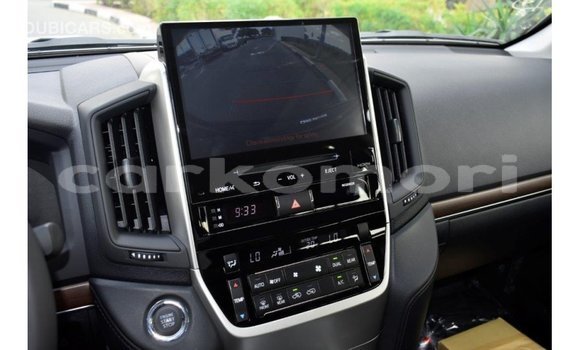 Acheter Import Voiture Toyota Land Cruiser Noir à Import - Dubai, Grande Comore Acheter Import Voiture Toyota Land Cruiser Noir à Import - Dubai, Grande Comore