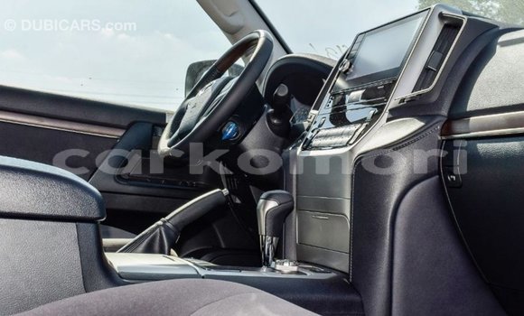 Buy Import Toyota Land Cruiser Black Car in Import - Dubai in Great Comore Buy Import Toyota Land Cruiser Black Car in Import - Dubai in Great Comore