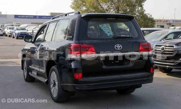 Buy Import Toyota Land Cruiser Black Car in Import - Dubai in Great Comore Buy Import Toyota Land Cruiser Black Car in Import - Dubai in Great Comore