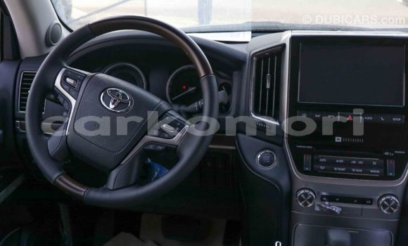 Buy Import Toyota Land Cruiser Black Car in Import - Dubai in Great Comore Buy Import Toyota Land Cruiser Black Car in Import - Dubai in Great Comore