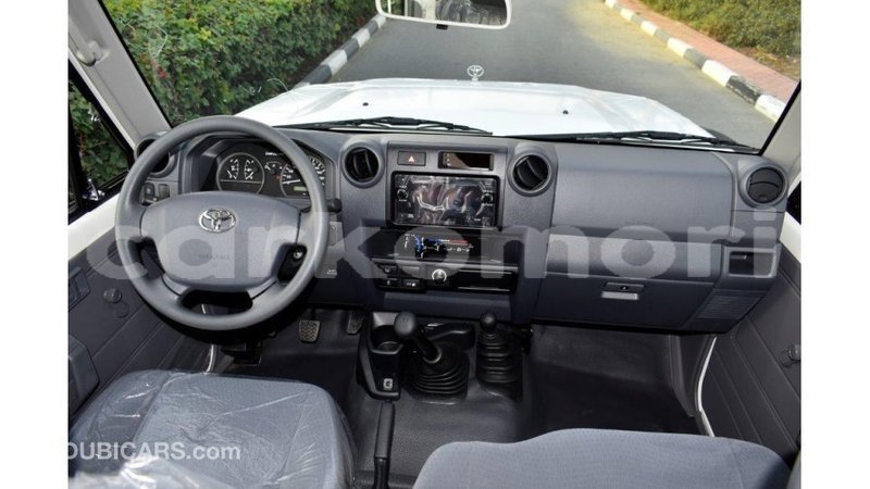 Big with watermark toyota land cruiser grande comore import dubai 1910