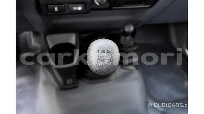 Big with watermark toyota land cruiser grande comore import dubai 1910