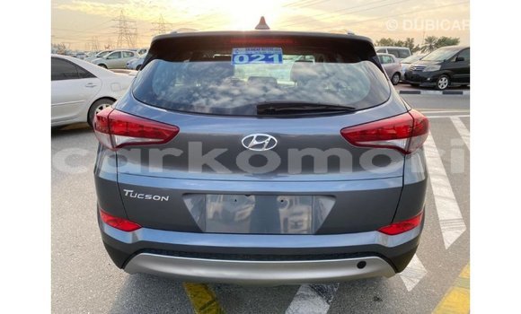 Acheter Import Voiture Hyundai Tucson Blanc à Import - Dubai, Grande Comore Acheter Import Voiture Hyundai Tucson Blanc à Import - Dubai, Grande Comore