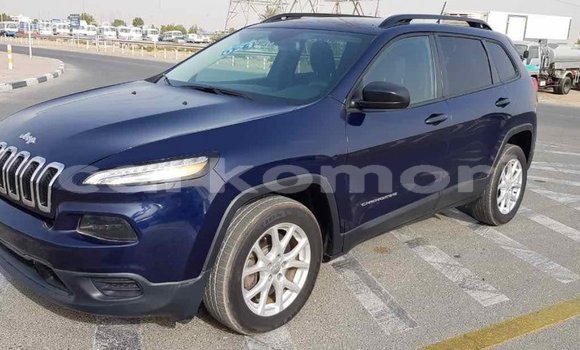 Acheter Import Voiture Jeep Cherokee Bleu à Import - Dubai, Grande Comore Acheter Import Voiture Jeep Cherokee Bleu à Import - Dubai, Grande Comore