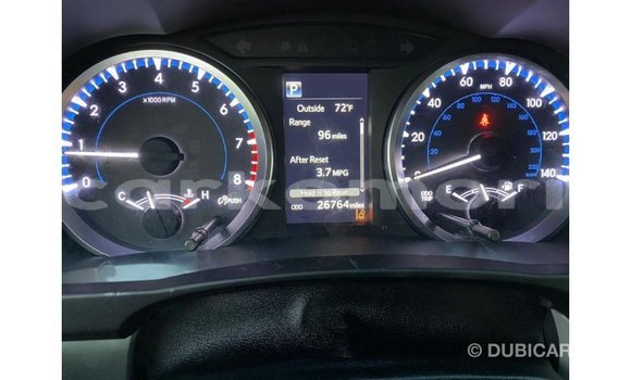 Acheter Import Voiture Toyota Highlander Blanc à Import - Dubai, Grande Comore Acheter Import Voiture Toyota Highlander Blanc à Import - Dubai, Grande Comore