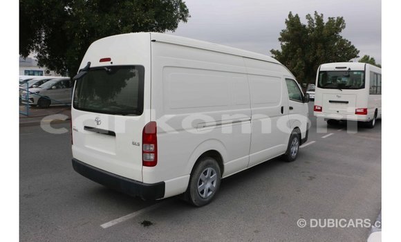 Buy Import Toyota Hiace White Car in Import - Dubai in Great Comore Buy Import Toyota Hiace White Car in Import - Dubai in Great Comore