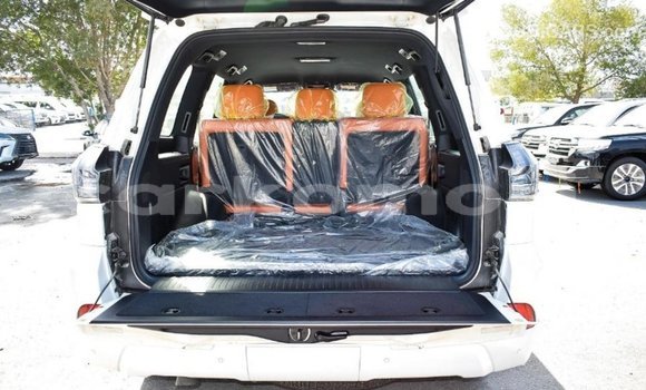 Buy Import Lexus LX White Car in Import - Dubai in Great Comore Buy Import Lexus LX White Car in Import - Dubai in Great Comore