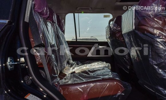 Buy Import Toyota Land Cruiser Black Car in Import - Dubai in Great Comore Buy Import Toyota Land Cruiser Black Car in Import - Dubai in Great Comore