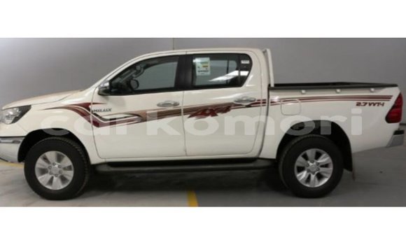 Buy Import Toyota Hilux White Car in Import - Dubai in Great Comore Buy Import Toyota Hilux White Car in Import - Dubai in Great Comore
