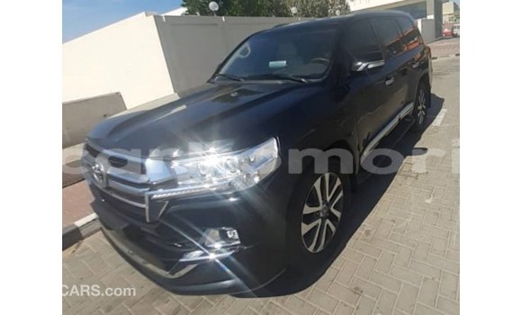 Acheter Import Voiture Toyota Land Cruiser Noir à Import - Dubai, Grande Comore Acheter Import Voiture Toyota Land Cruiser Noir à Import - Dubai, Grande Comore