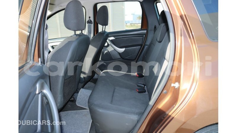 Big with watermark renault duster grande comore import dubai 1956